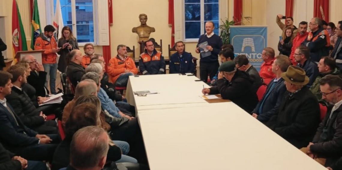Garibaldi participa de reunião da Amesne com representantes do Governo Federal