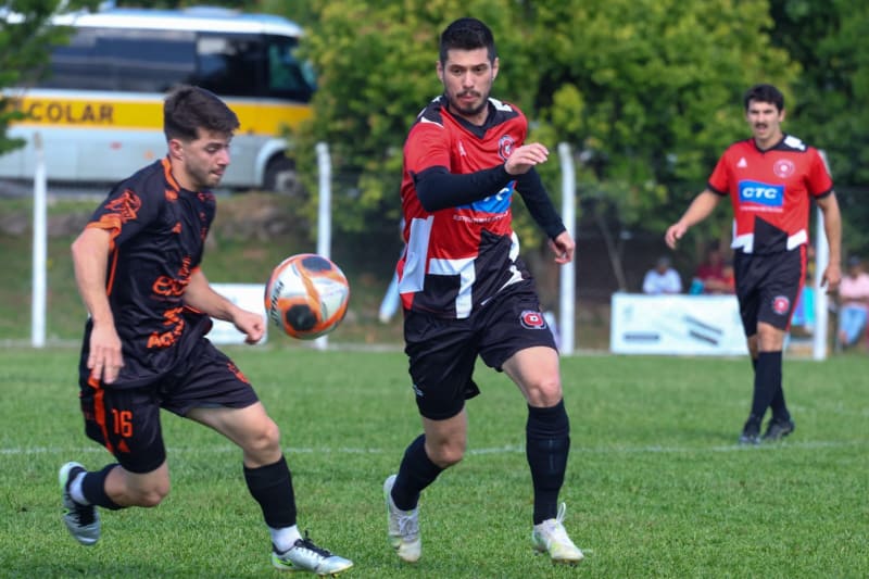 Jogos de ida da semifinal do Municipal de Campo movimentam Garibaldi - Créditos: Geder Luis Gutler