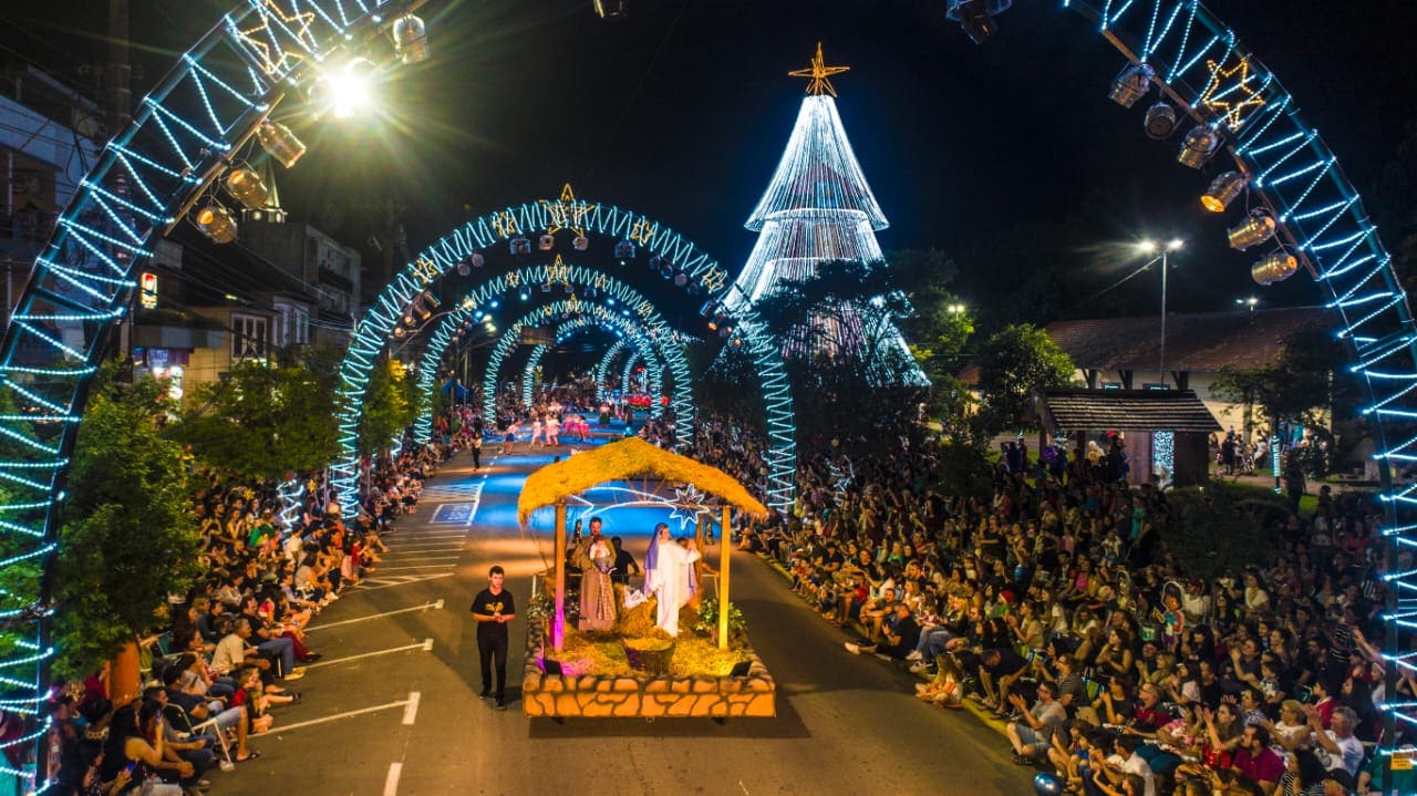 Primeira Parada de Natal de Carlos Barbosa acontece neste sábado (29) - Créditos: Reprodução/Prefeitura de Carlos Barbosa