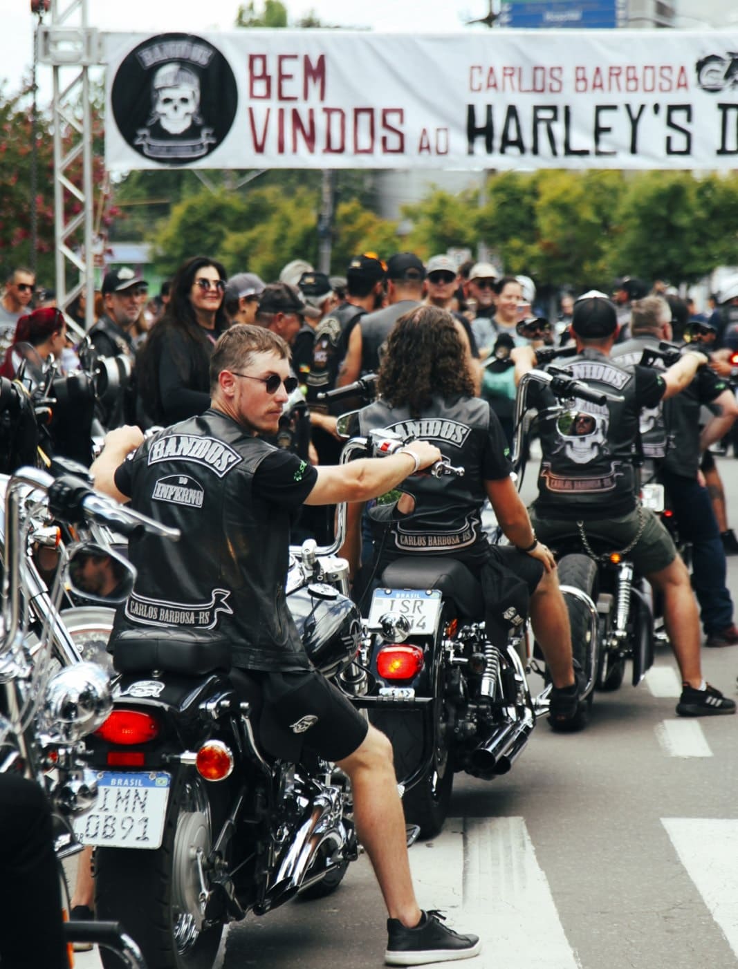 Ronco de motores, rock e cultura custom marcam o 10º Carlos Barbosa Harley’s Day. - Créditos: 3 por 1 Filmes