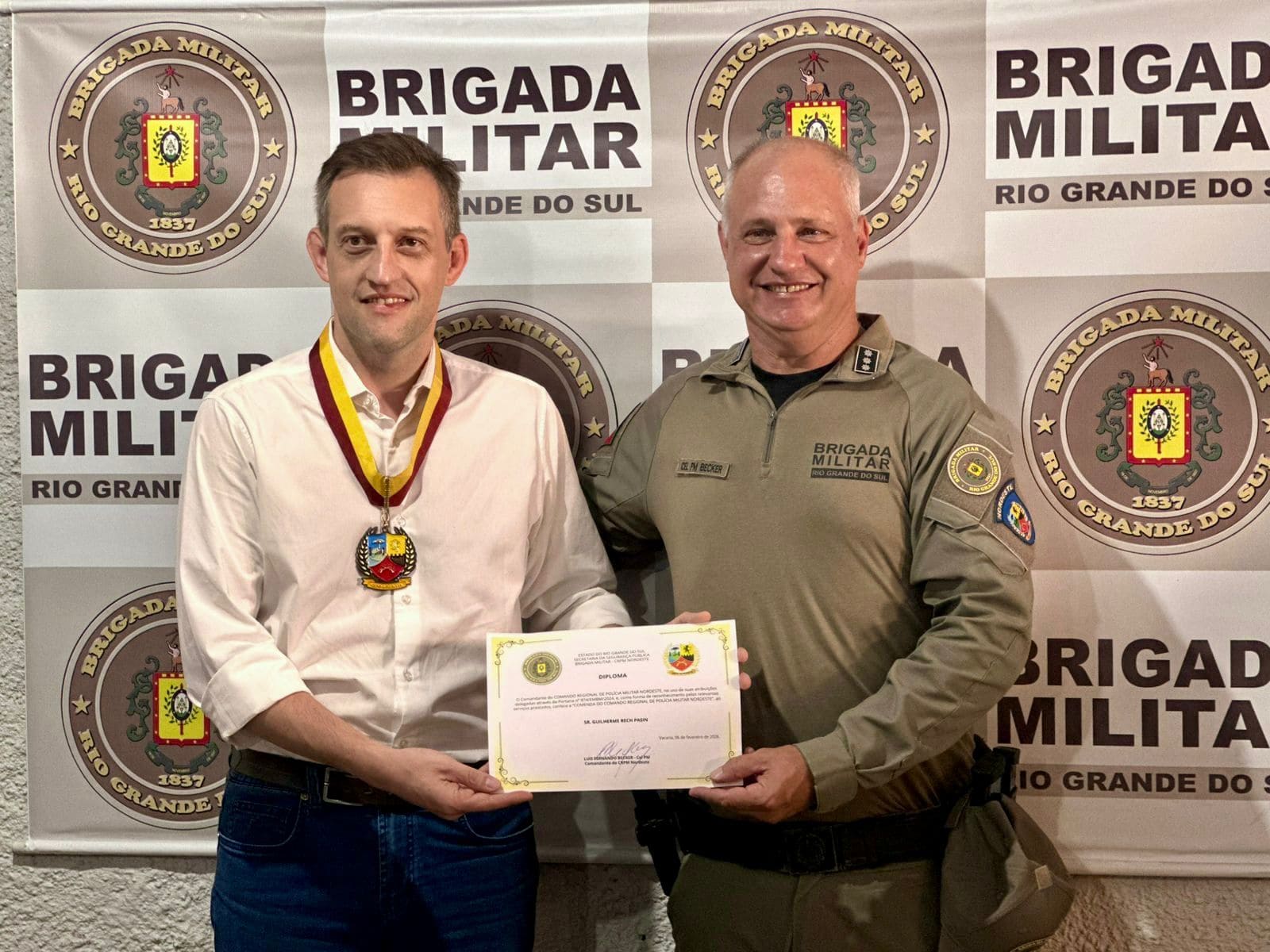 Deputado Guilherme Pasin recebe comenda do Comando Regional de Polícia Ostensiva Nordeste - Créditos: Fernando Brasil