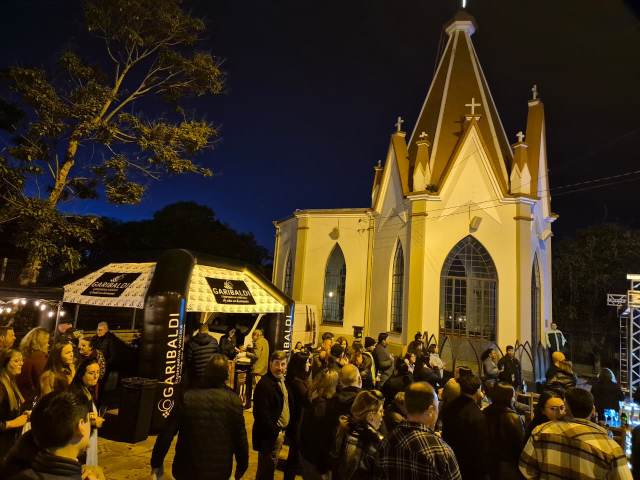 Festival do Espumante e do Moscatel aproxima Cooperativa Vinícola Garibaldi da comunidade