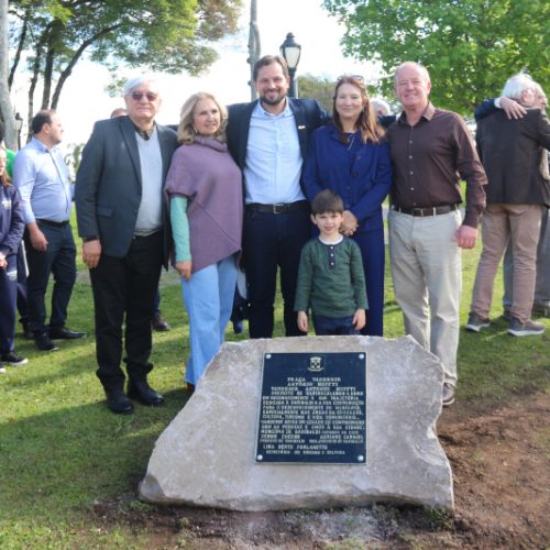 Garibaldi homenageia trajetória do ex-prefeito Vandenir Antônio Miotti com denominação de praça